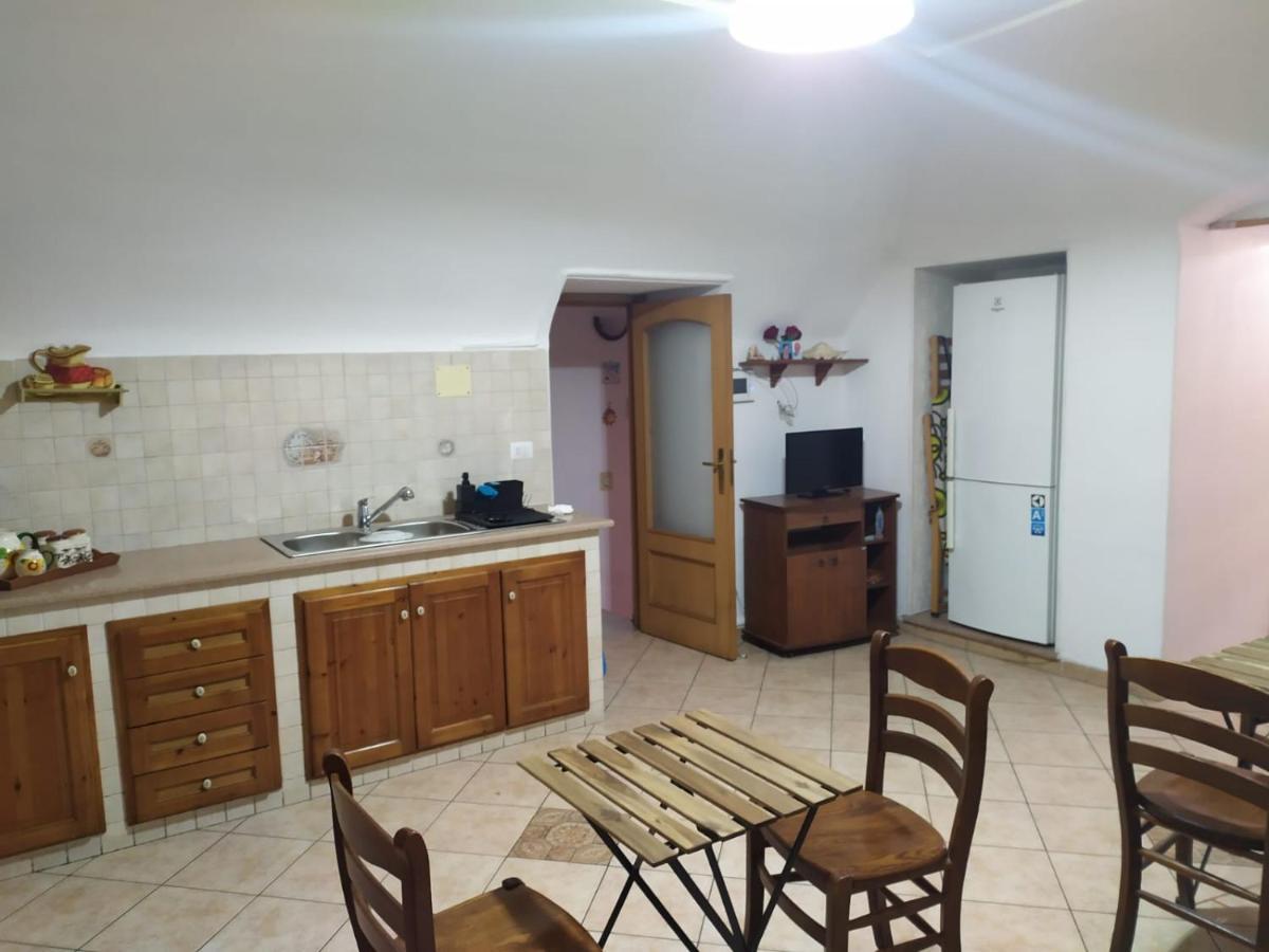 Dimora Letizia- Room 1 Procida Bagian luar foto