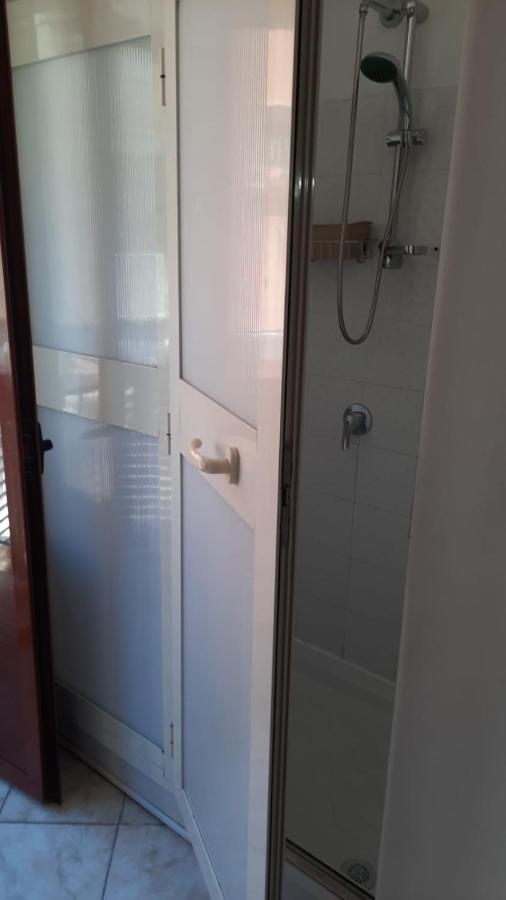 Dimora Letizia- Room 1 Procida Bagian luar foto